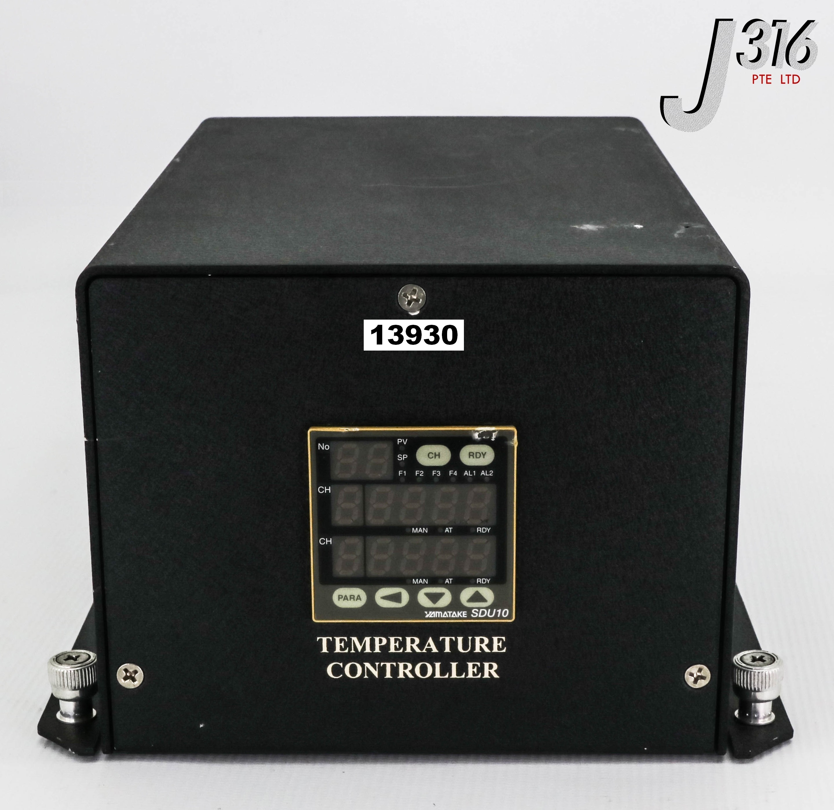 13930 APPLIED MATERIALS YAMATAKE TEMPERAURE CONTROLLER 0190-26463